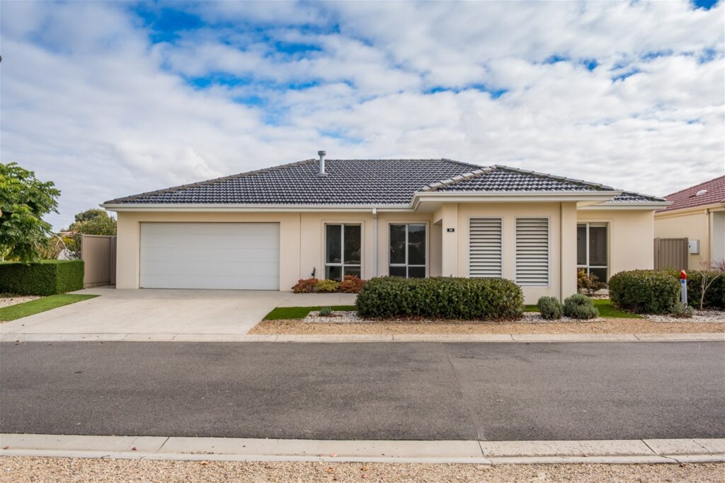 agent202_residential_extra_6590059
