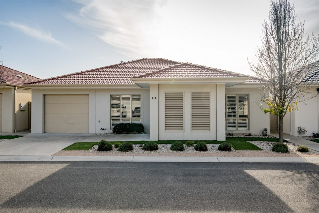 agent202_residential_extra_8573899